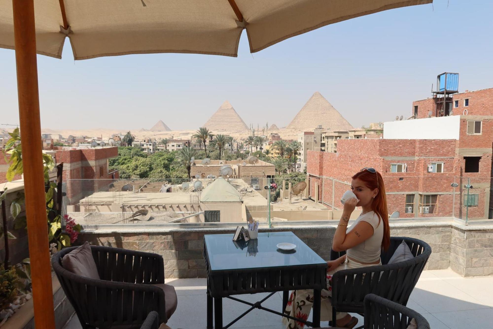 Tuya Pyramids Inn Kafret el-Gabal Esterno foto