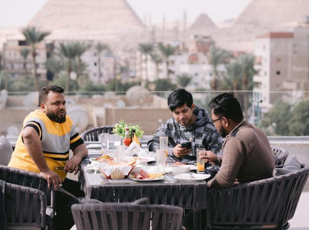 Tuya Pyramids Inn Kafret el-Gabal Esterno foto