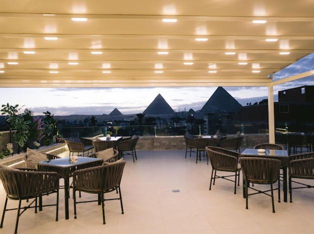 Tuya Pyramids Inn Kafret el-Gabal Esterno foto