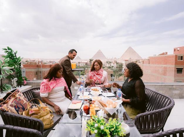 Tuya Pyramids Inn Kafret el-Gabal Esterno foto
